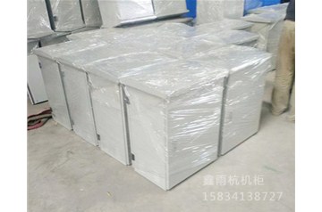 弱電機(jī)房項(xiàng)目中，如何選擇合適的網(wǎng)絡(luò)服務(wù)器機(jī)柜？